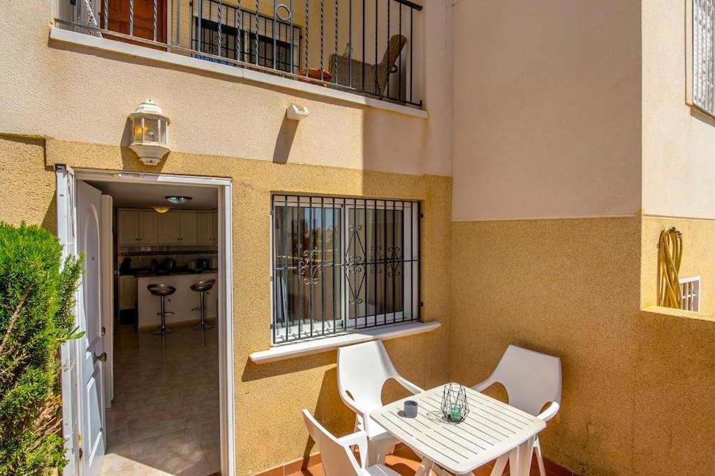 Apartment He Sunny Terrace B